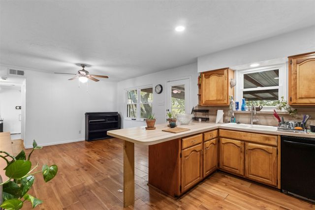 14429 Dennis Lane, Farmers Branch, TX 75234