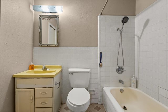 14429 Dennis Lane, Farmers Branch, TX 75234