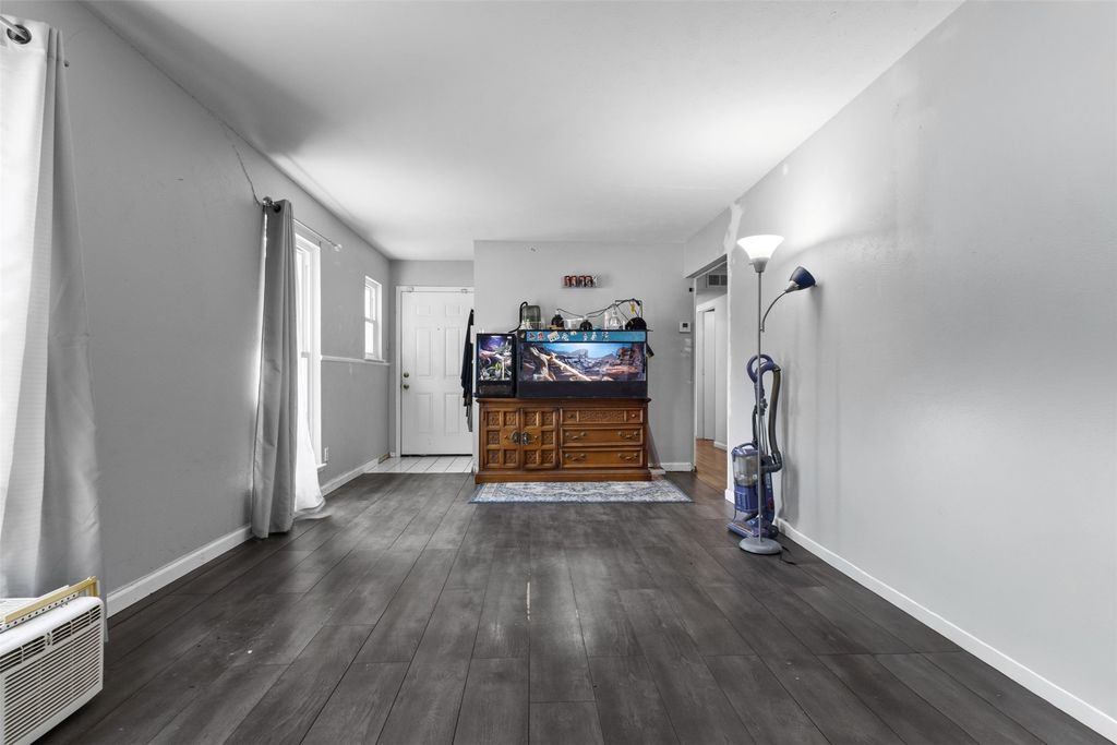 14429 Dennis Lane, Farmers Branch, TX 75234 — photo 4