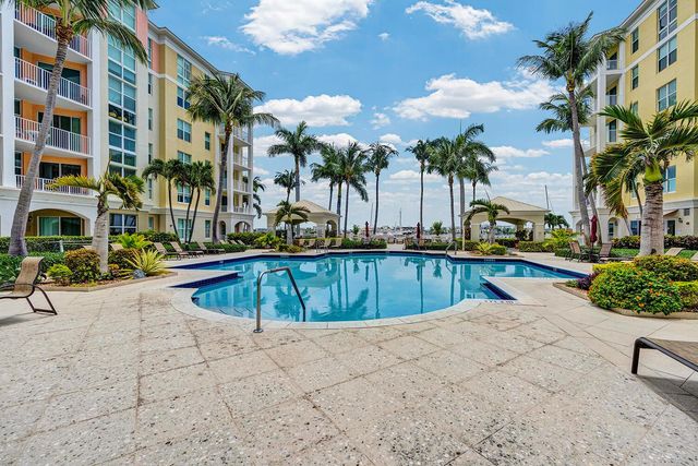 802 W Windward Way 217, Lantana, FL 33462