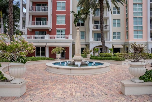 802 W Windward Way 217, Lantana, FL 33462