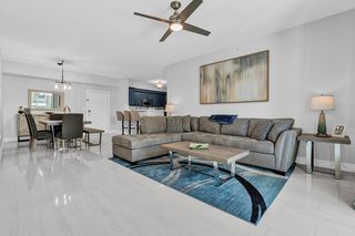 802 W Windward Way 217, Lantana, FL 33462
