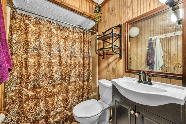 113 Coronado Court, Elyria, OH 44035