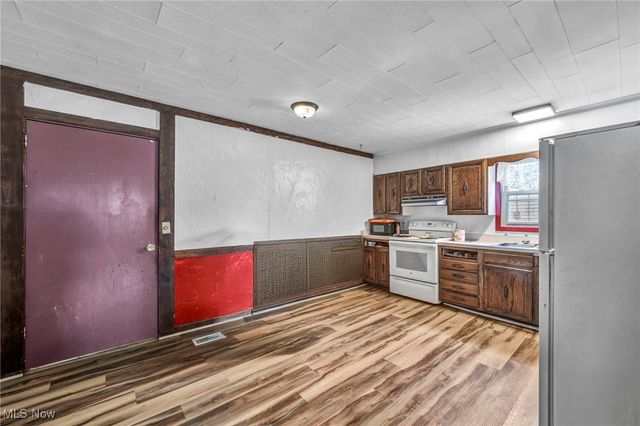 113 Coronado Court, Elyria, OH 44035