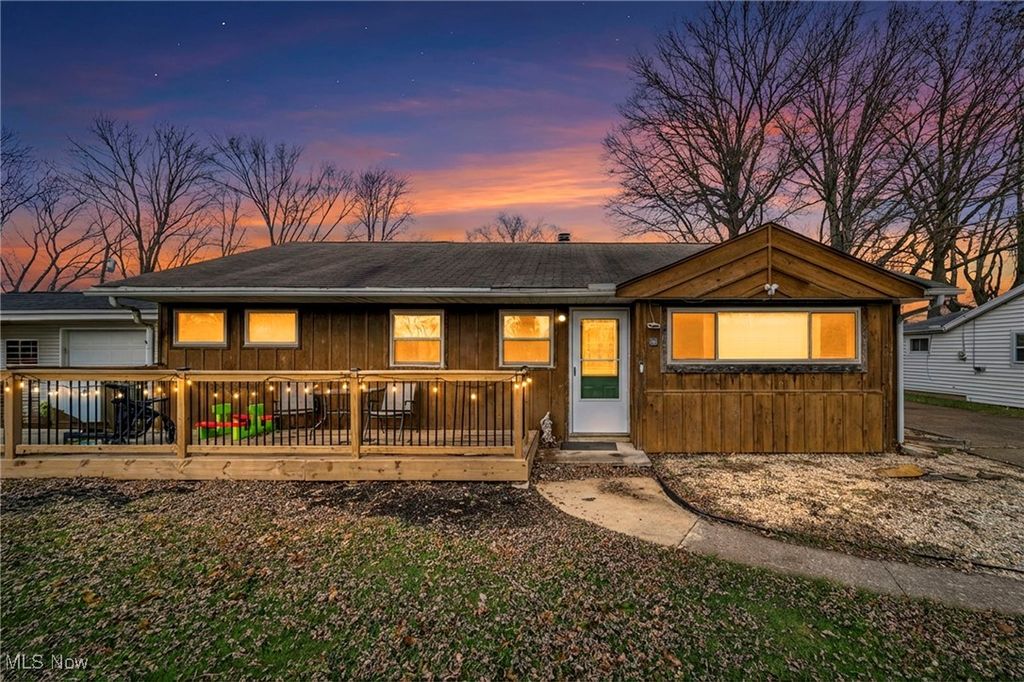 113 Coronado Court, Elyria, OH 44035