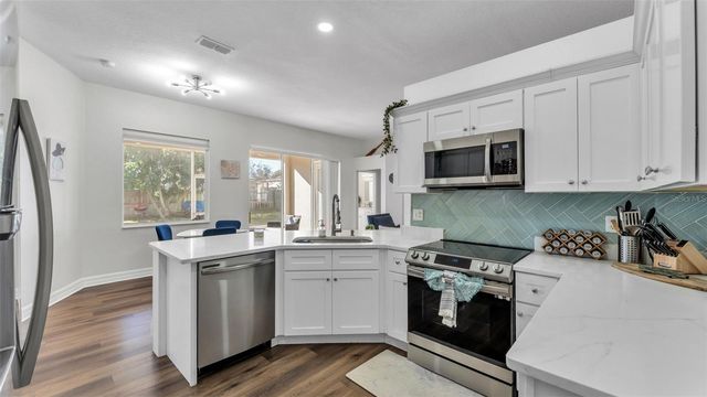 6371 ALAMANDA HILLS DRIVE, Lakeland, FL 33813