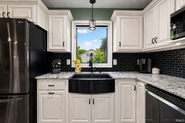 515 Meadow Lane, Ossian, IN 46777