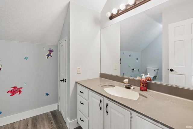 515 Meadow Lane, Ossian, IN 46777