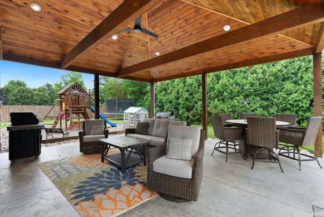 515 Meadow Lane, Ossian, IN 46777
