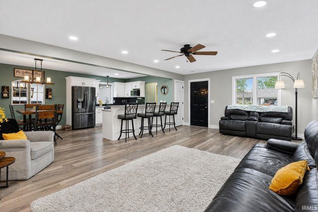 515 Meadow Lane, Ossian, IN 46777