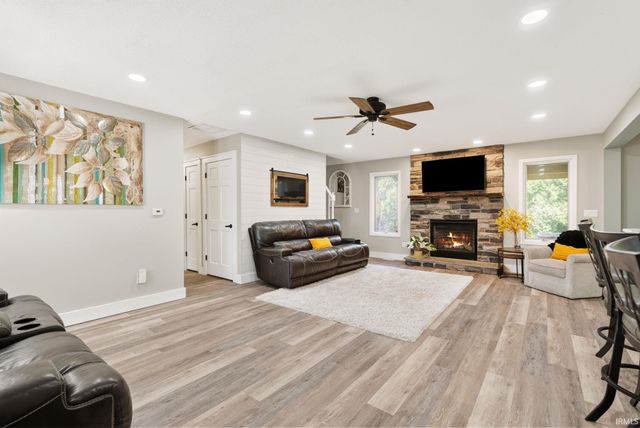 515 Meadow Lane, Ossian, IN 46777
