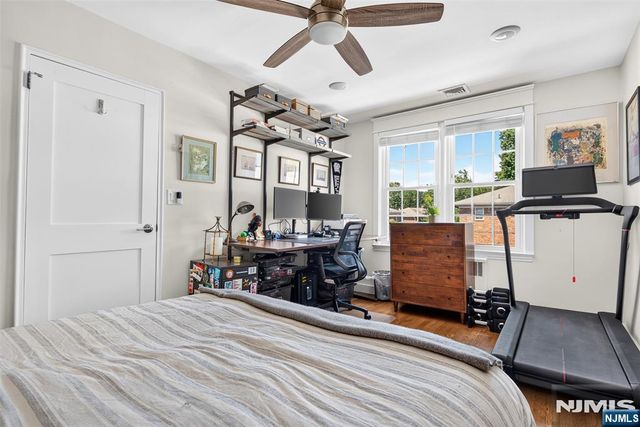 101 Gates J12, Montclair, NJ 07042