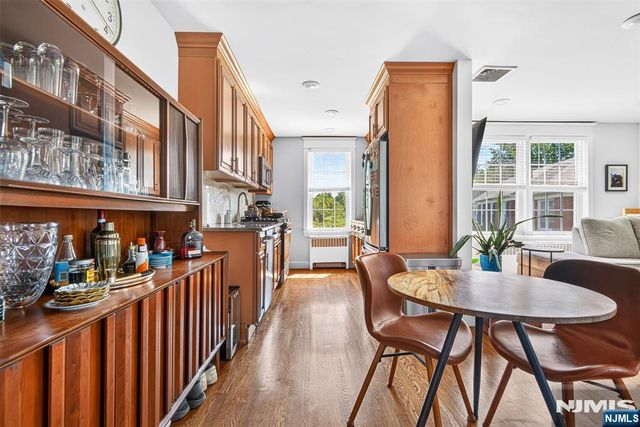 101 Gates J12, Montclair, NJ 07042