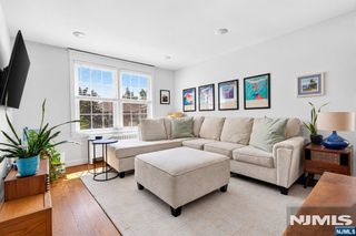 101 Gates J12, Montclair, NJ 07042