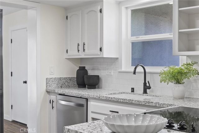 4201 Charter Oaks Avenue, Bakersfield, CA 93309