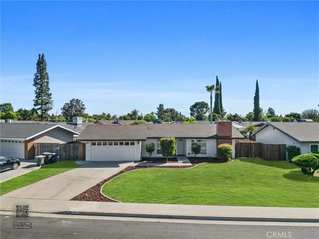 4201 Charter Oaks Avenue, Bakersfield, CA 93309
