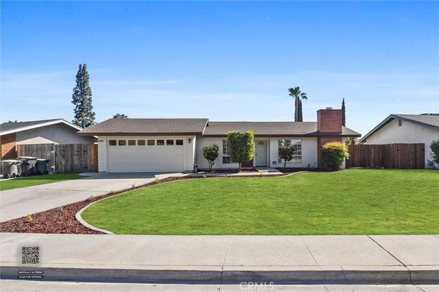 4201 Charter Oaks Avenue, Bakersfield, CA 93309