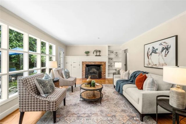 155 W Grandview, Sierra Madre, CA 91024