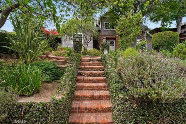 155 W Grandview, Sierra Madre, CA 91024