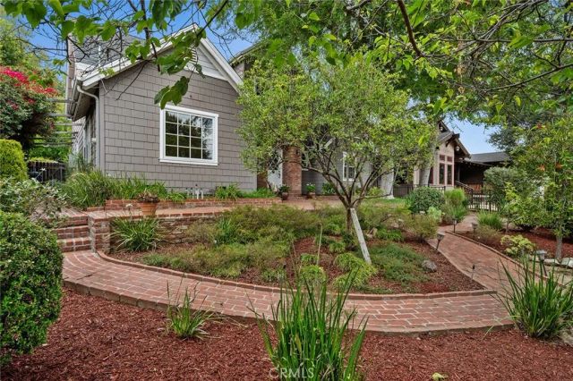 155 W Grandview, Sierra Madre, CA 91024