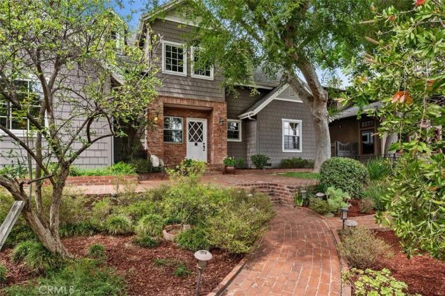 155 W Grandview, Sierra Madre, CA 91024