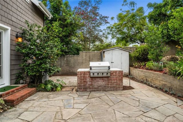 155 W Grandview, Sierra Madre, CA 91024