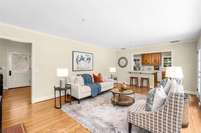 155 W Grandview, Sierra Madre, CA 91024