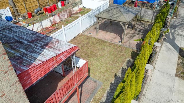 877 E 223rd Street, Bronx, NY 10466