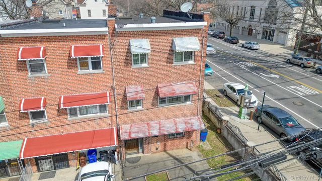 877 E 223rd Street, Bronx, NY 10466