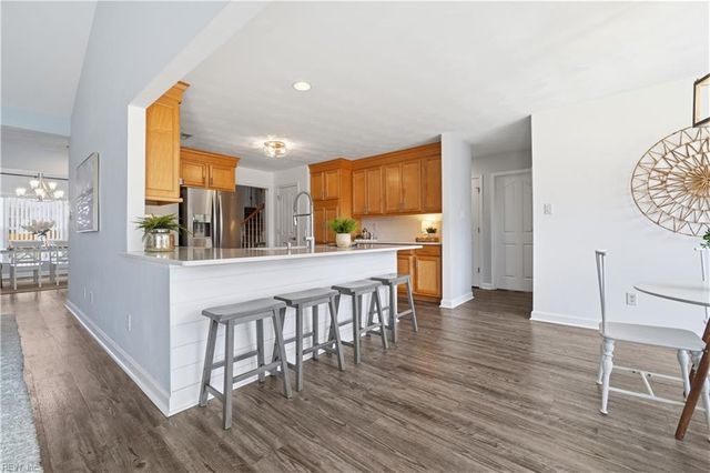 1620 Lockridge CT, Virginia Beach, VA 23454