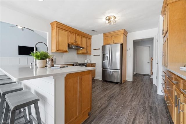 1620 Lockridge CT, Virginia Beach, VA 23454