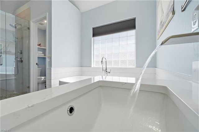 1620 Lockridge CT, Virginia Beach, VA 23454