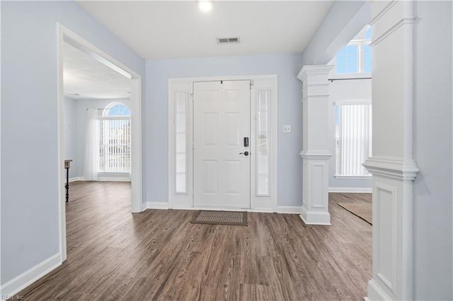 1620 Lockridge CT, Virginia Beach, VA 23454