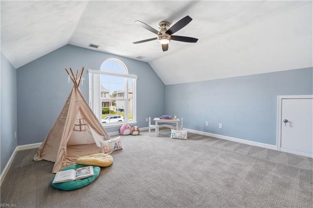 1620 Lockridge CT, Virginia Beach, VA 23454