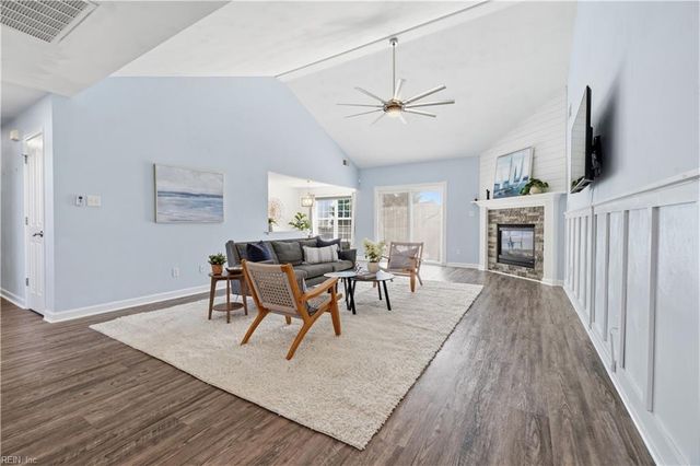 1620 Lockridge CT, Virginia Beach, VA 23454