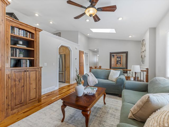 9714 S 575 E, Sandy, UT 84070