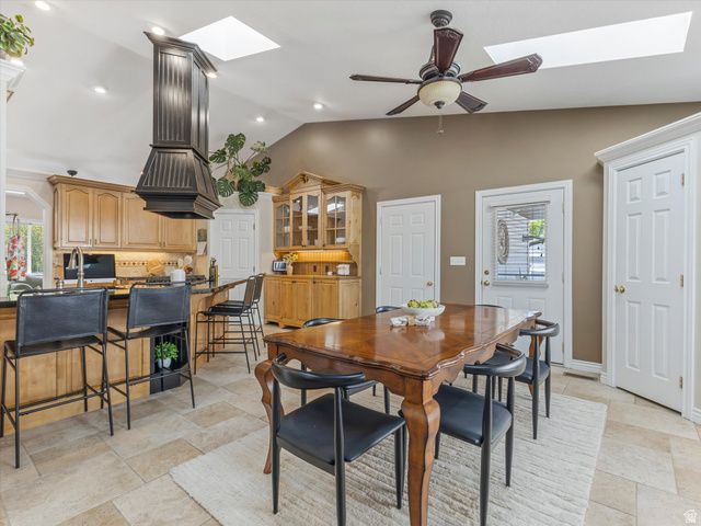 9714 S 575 E, Sandy, UT 84070