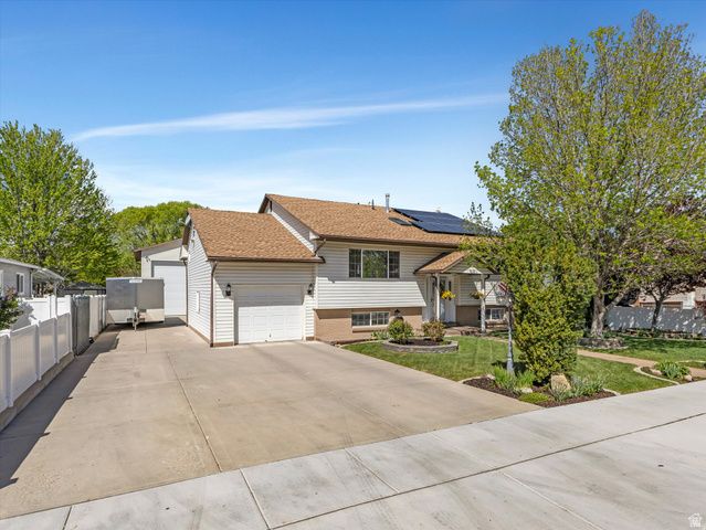 9714 S 575 E, Sandy, UT 84070