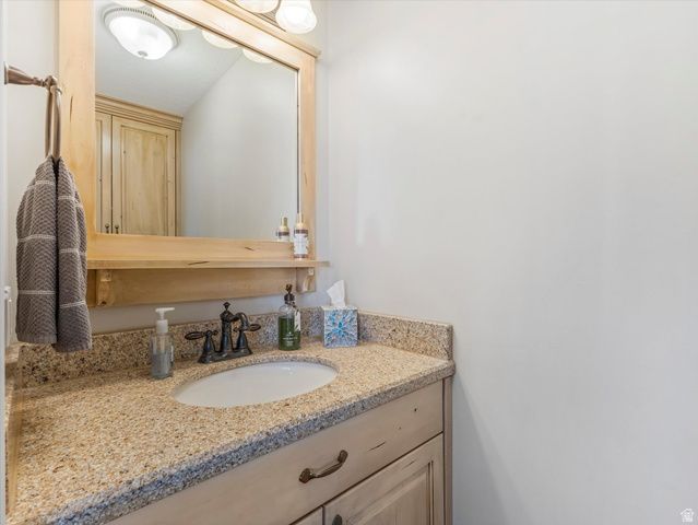 9714 S 575 E, Sandy, UT 84070