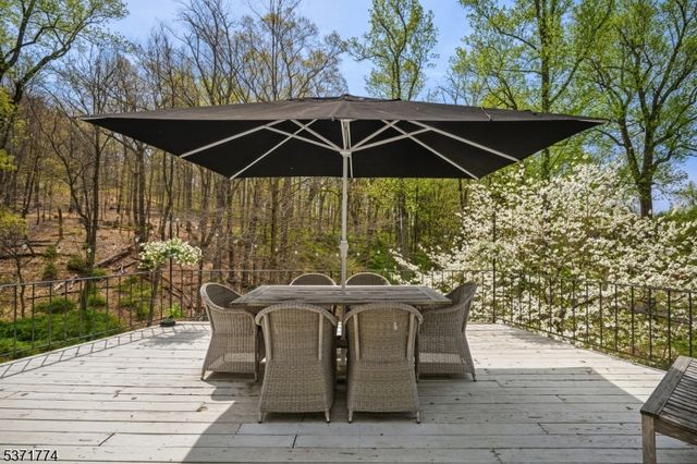 50 Hidden Valley Rd, Far Hills Boro, NJ 07931