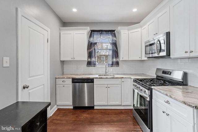 22 LEXINGTON AVE, Lansdowne, PA 19050