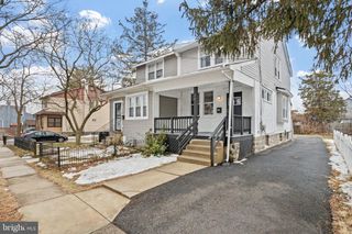 22 LEXINGTON AVE, Lansdowne, PA 19050