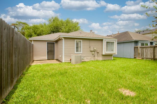 5619 Gineridge Drive, Houston, TX 77053