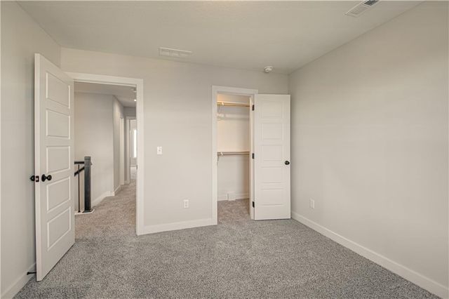 6004 NE 118th Street, Kansas City, MO 64156