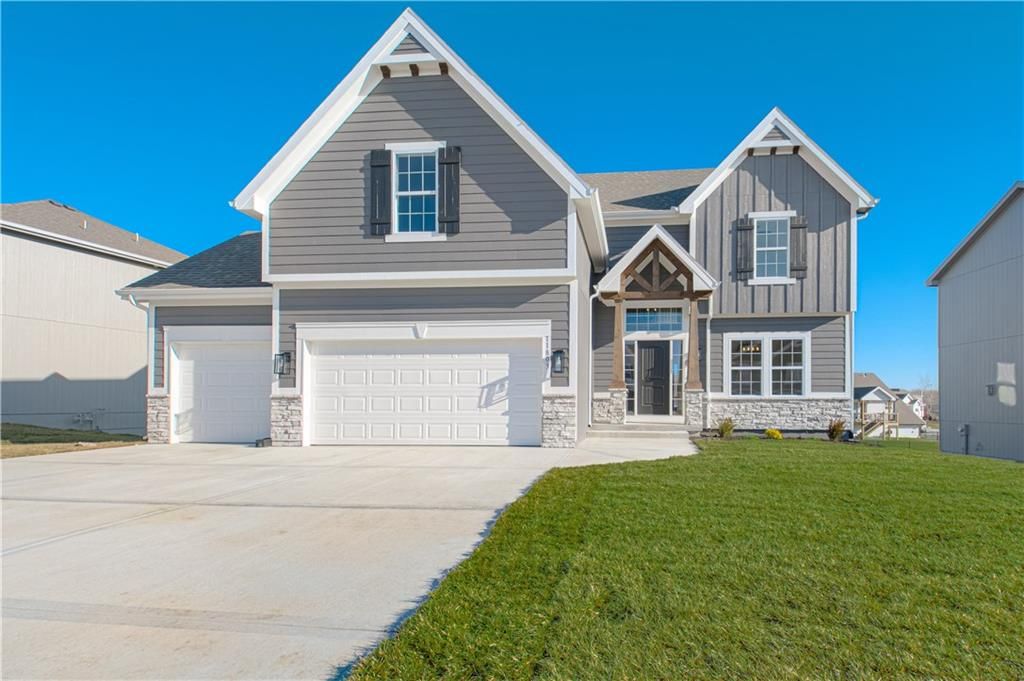 6004 NE 118th Street, Kansas City, MO 64156
