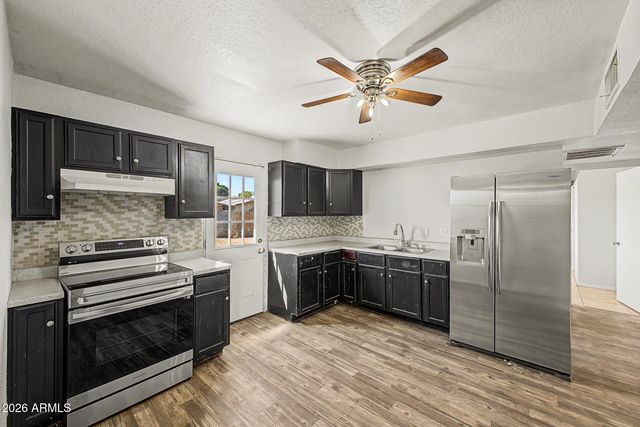 7619 W Clarendon Avenue, Phoenix, AZ 85033