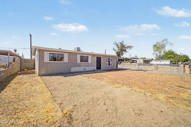 7619 W Clarendon Avenue, Phoenix, AZ 85033