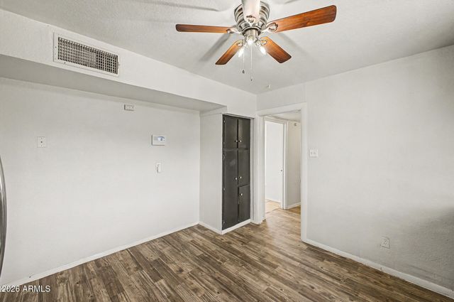 7619 W Clarendon Avenue, Phoenix, AZ 85033