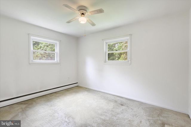 4986 TREHER RD, Fayetteville, PA 17222