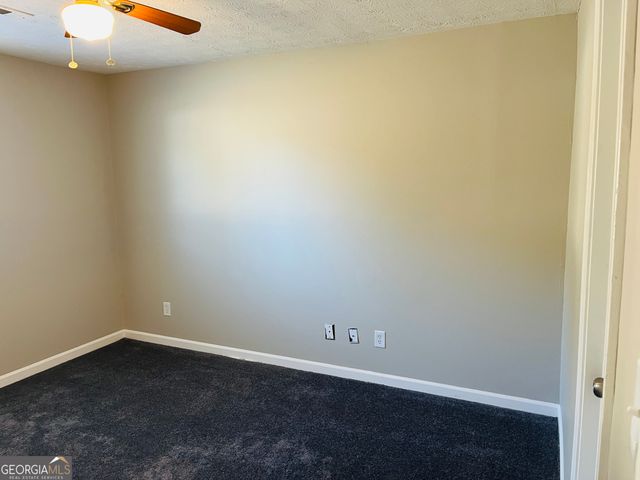 2890 Garnet Way, College Park, GA 30349